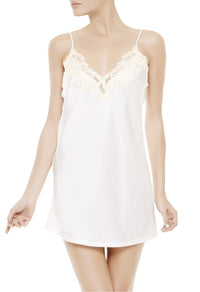 Maison Slip in Natural